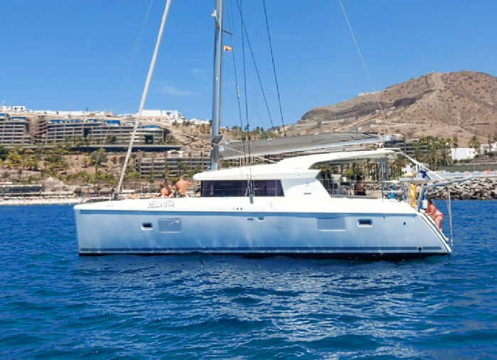 privater Segelboot Katamaran privater Segelboot Katamaran